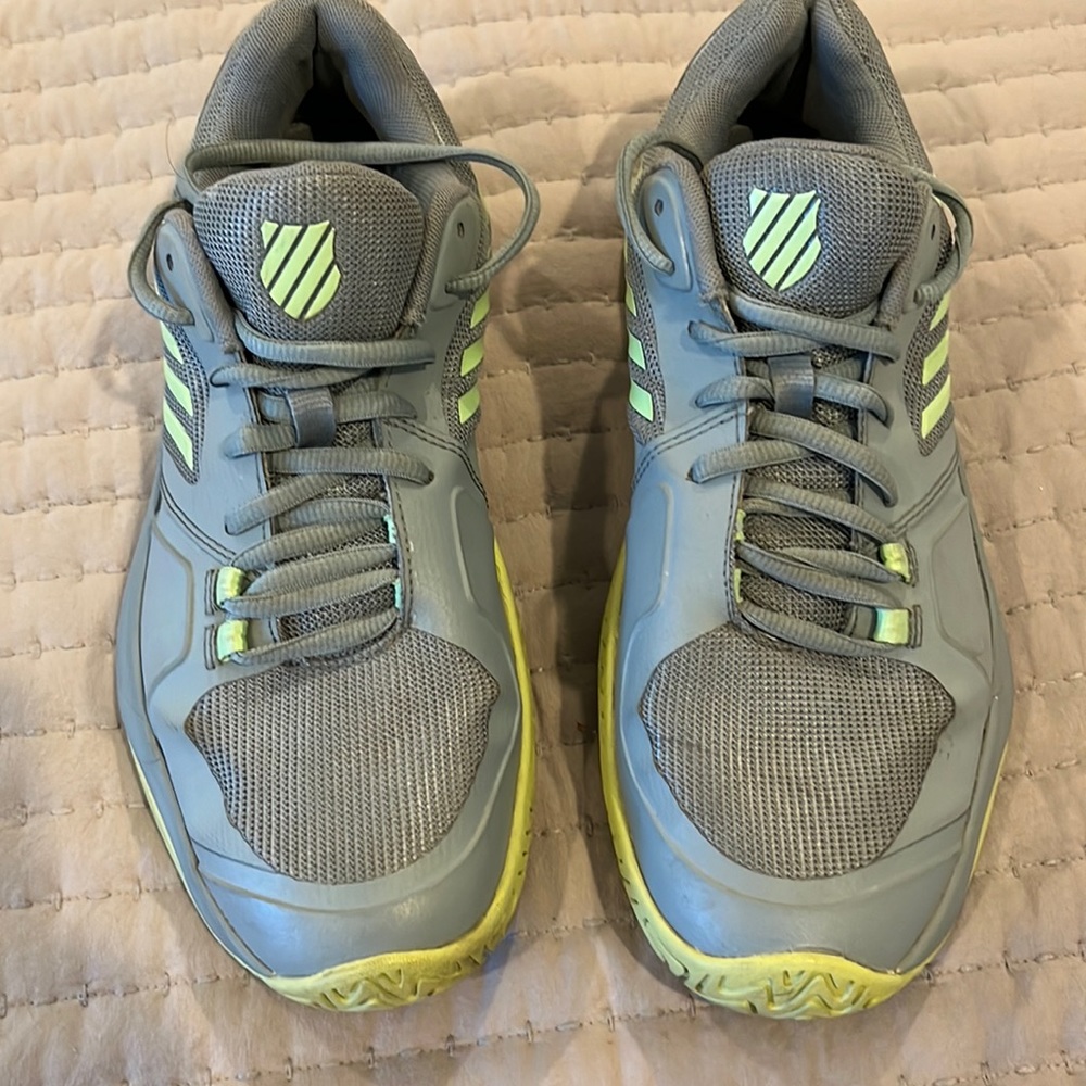 K Swiss Court shoe in blue and green